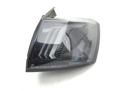 Peugeot 3008 II 2022 Feux arrière / postérieurs 9836231180 132kW AMD198861 - Photo 1/4