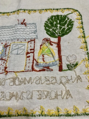 De colección. Muestreador hecho a mano 17" x 13" lino árboles, casa, hombre y mujer figuras verso - Imagen 13 de 17