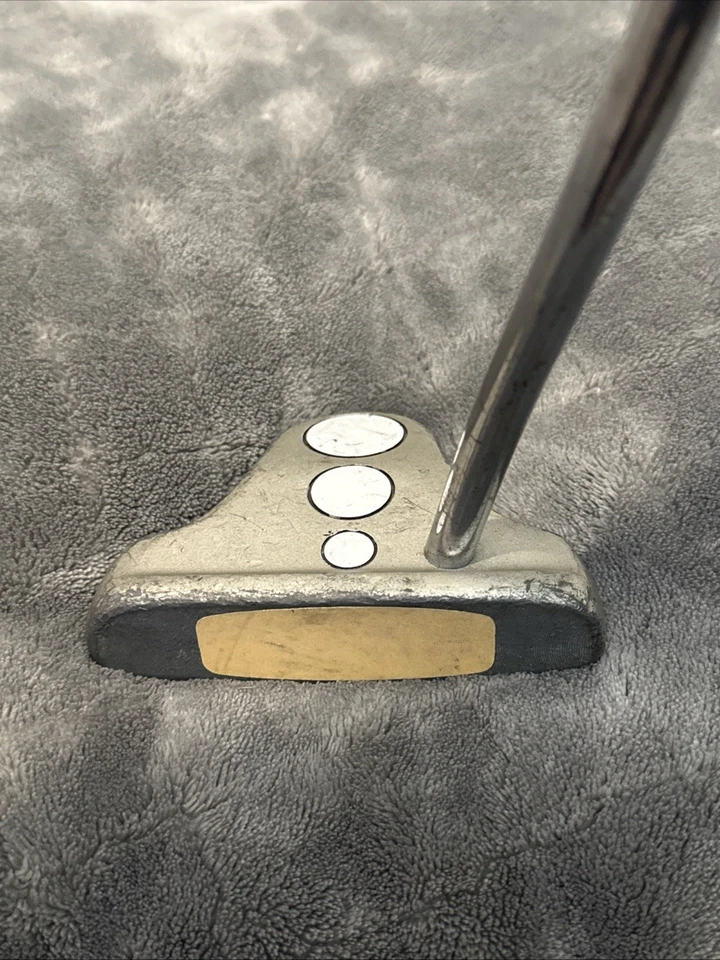Used Right Handed Tri-line 3 Ball Putter Pinemeadow Grip And Shaft Unknown Flex. - Image 2 of 4