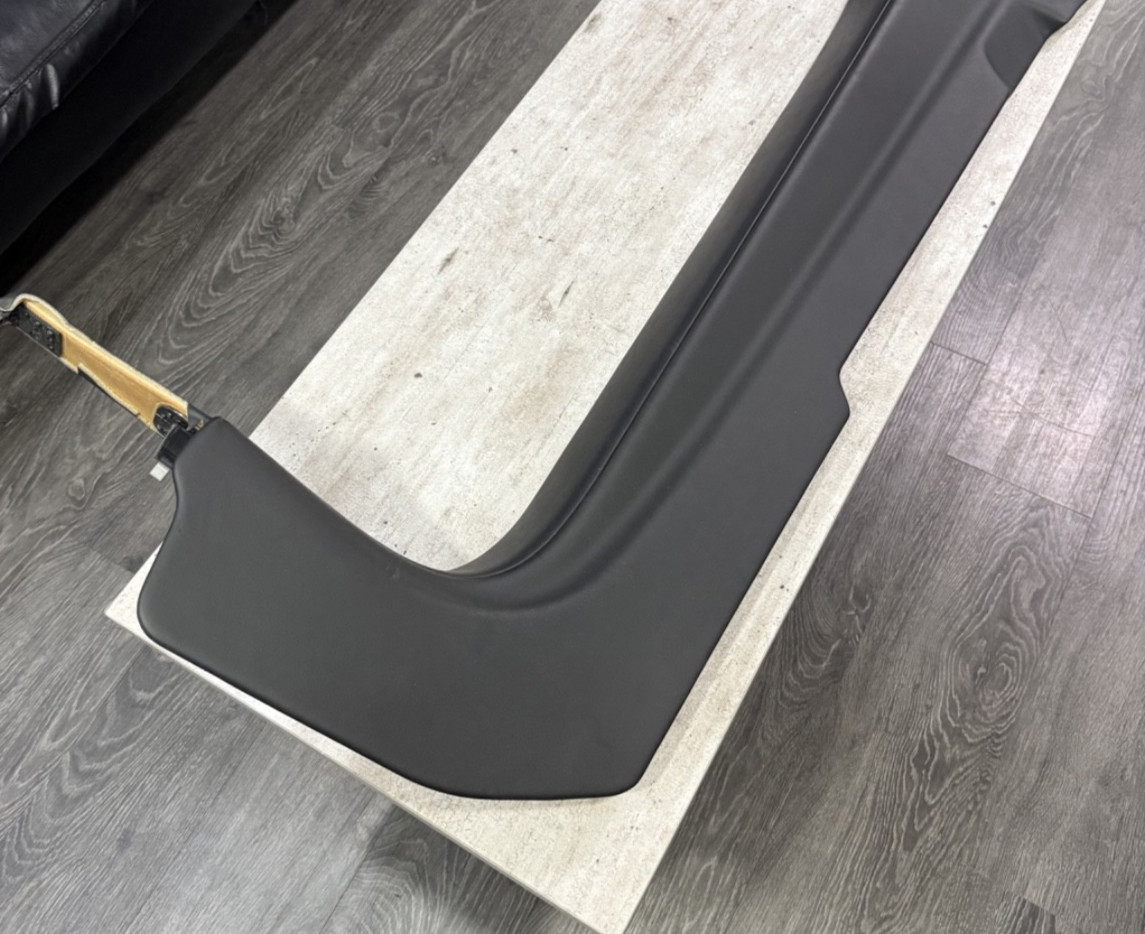 LAMBORGHINI HURACAN PASSENGER RIGHT SIDE SILL INTERIOR TRIM PANEL OEM 4T1854904D