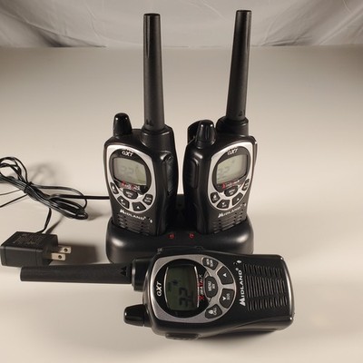 Midland GXT1000VP4 GMRS Two Way Radio Walkie Talkie 50 Channel Waterproof Black