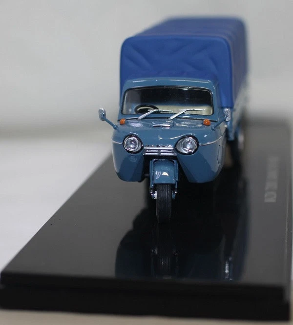 Caminhão de 3 rodas EBBRO 140mm 1/43 Mazda T2000 com topo de lona 1962 azul - Imagem 3 de 4