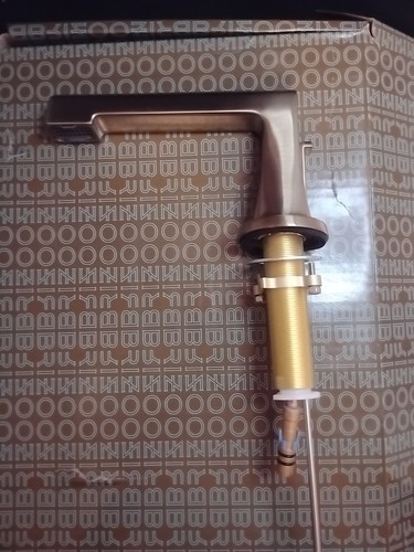 Brizo Levoir 65397LF-GLLHP Widespread Low Spout Faucet (No Handles) Luxe GOLD - Picture 3 of 8