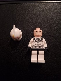Clone Trooper Pilot (Phase 1) - Yellow Markings, Large Eyes sw0191