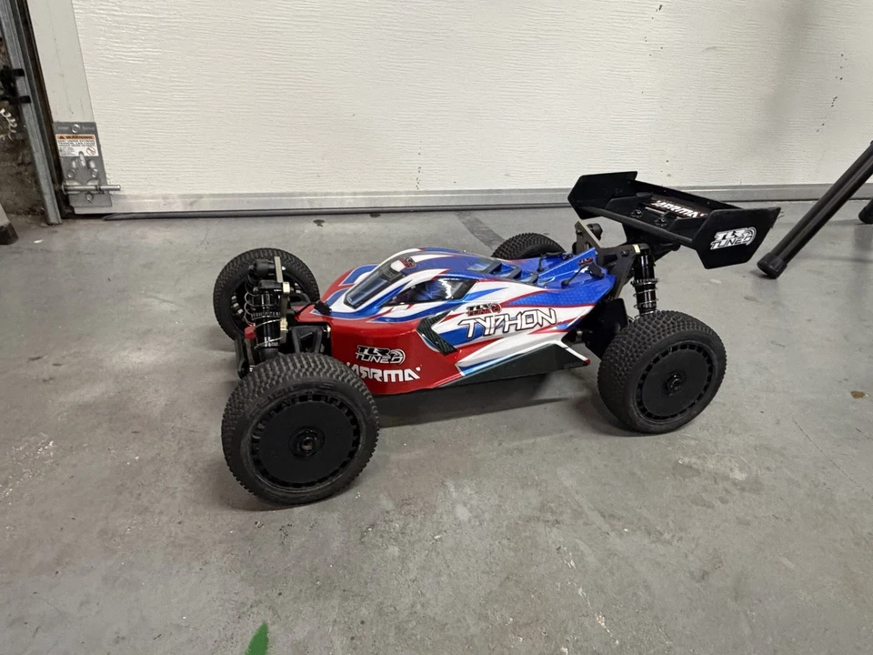 Arrma Typhon TLR Tuned Upgraded Low use 6s Spektrum - Image 3 of 4