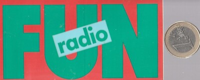 AUTOCOLLANT. Radio FUN RADIO- 10.5 X 5.5 cms