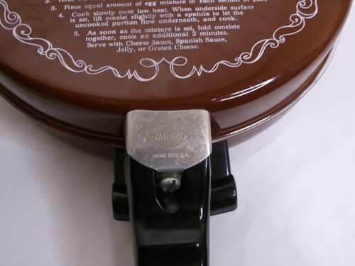 Vtg MIRRO Brown Fluffy Omelet Pan Skillet Double Sided Pan - Picture 6 of 9