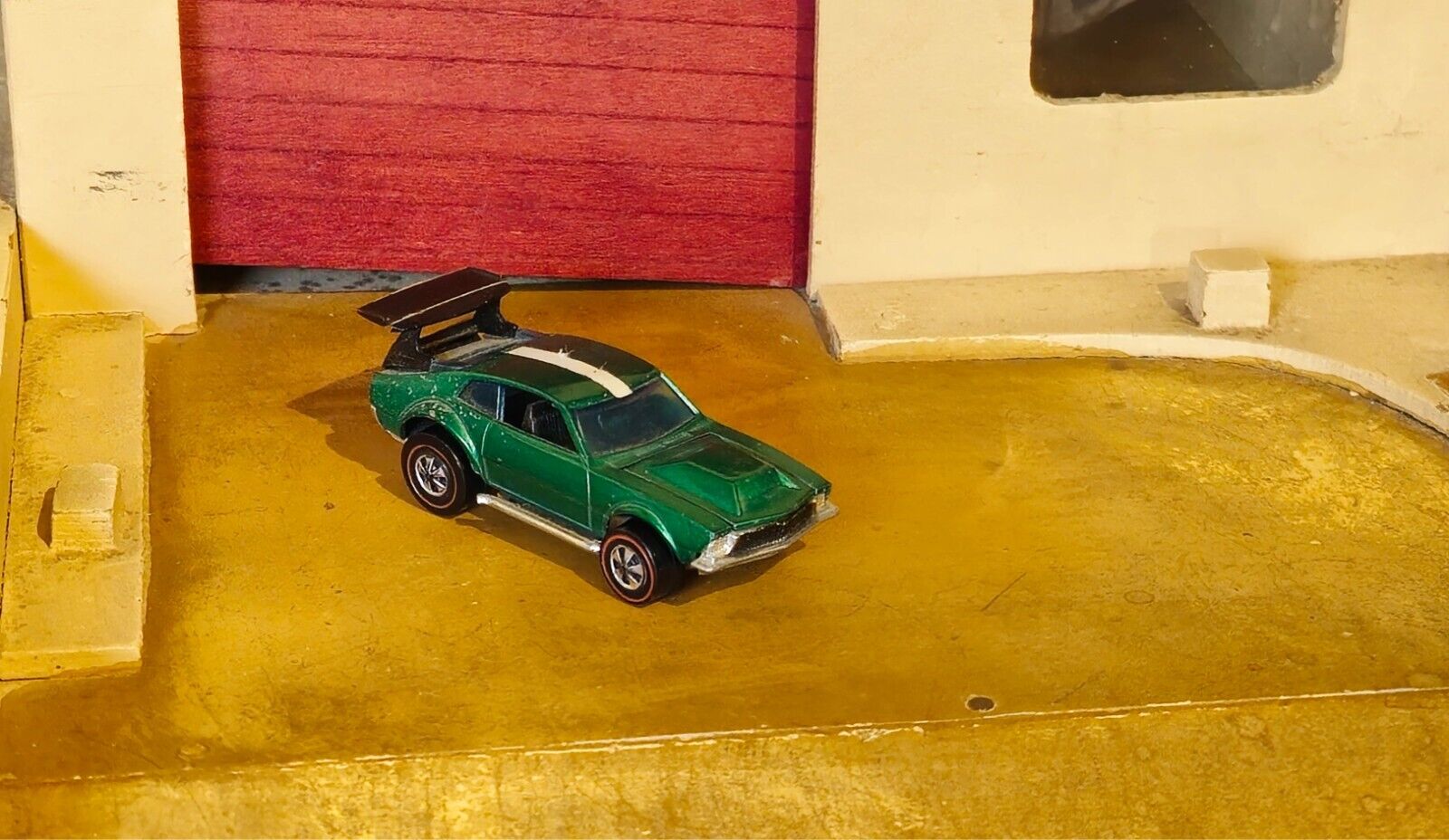 Picture 9 of 24