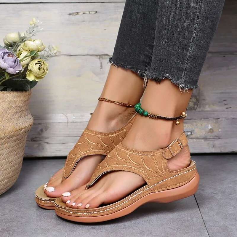 The 3 Essential Pairs of Summer Sandals - Fashion Jackson-sgquangbinhtourist.com.vn