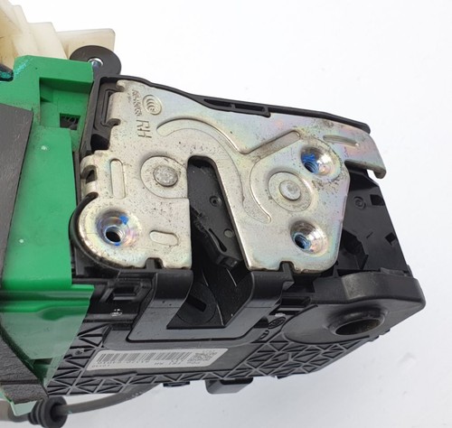 HYUNDAI I30 16-23 PD,PDE,PDEN DOOR LOCK ASSEMBLY (RIGHT FRONT) DS 81320-G4010 - Picture 5 of 13