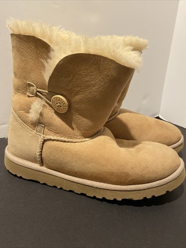 UGG Australia Bailey Button Suede Boots Size 4 Chestnut Brown F26011H - Picture 2 of 10