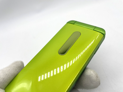 Kyocera Gratina 4G KYF31 Green Flip Phone Unlocked SIM Free Japan