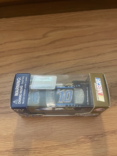 2010 Daytona 500 #10 Promo Car 1:64 diecast Action RCCA NASCAR new in box - Picture 4 of 7