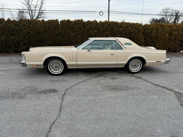 1979 Lincoln Continental for sale in Stamford Connecticut