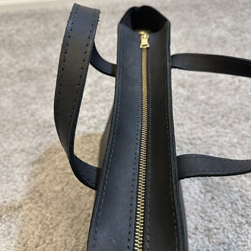 Portland Leather Medium Crossbody Tote in Black - No Crossbody Strap - Bild 7 von 12