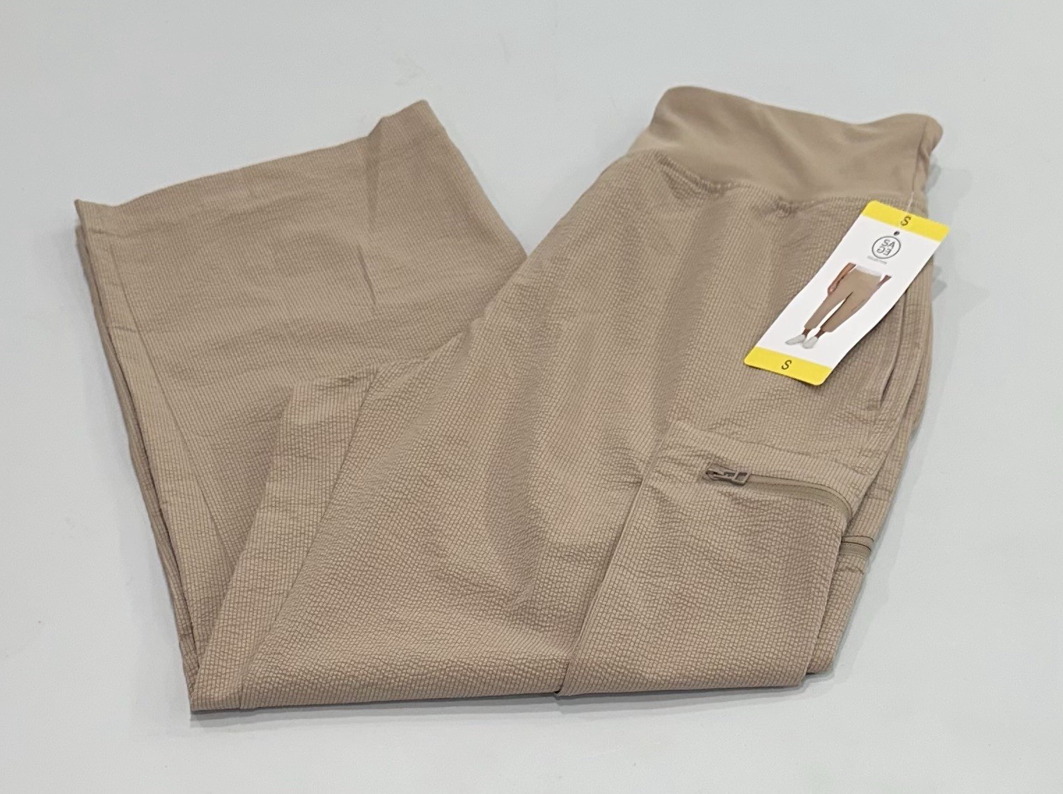 Sage Collective Women's Capri Zip Cargo Pockets Pants, Tan, Size S