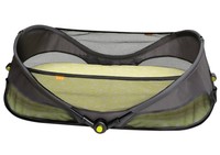 Brica Fold N' Go Baby Bassinet / Travel Cot / Travel Bed Brica Fold N' Go Baby Bassinet / Travel Cot / Travel Bed