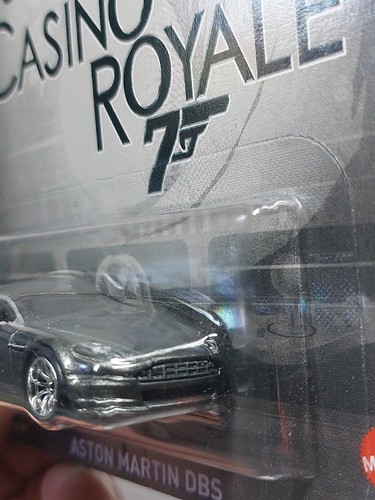 Hotwheels 1/64 🇨🇵 James bond 007 Casino royal Aston Martin DBS de 2023 Premium - Imagen 2 de 6