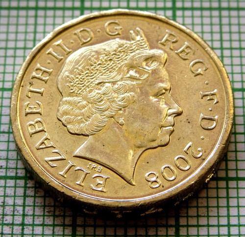 GREAT BRITAIN ELIZABETH II 2008 ONE POUND, ROYAL SHIELD, UNC out of mint sack - Picture 6 of 6