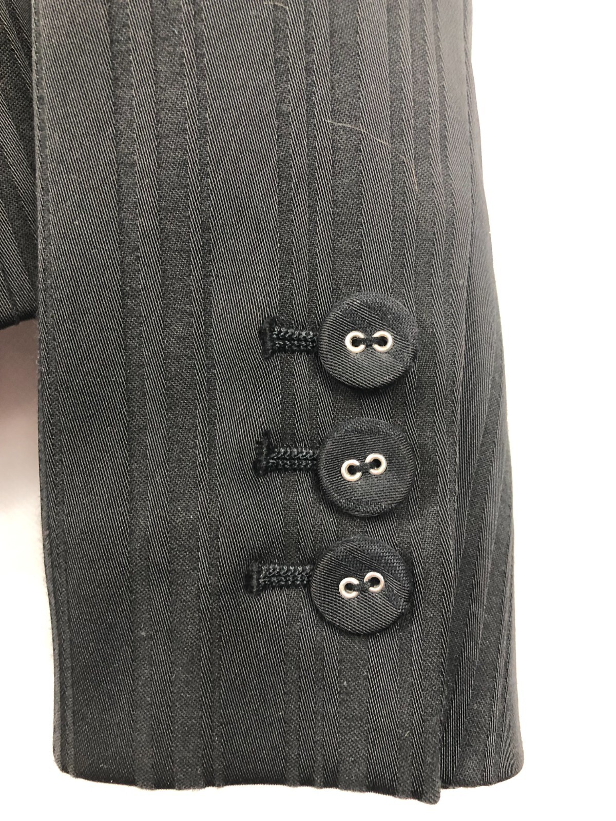 Picture 5 of 10