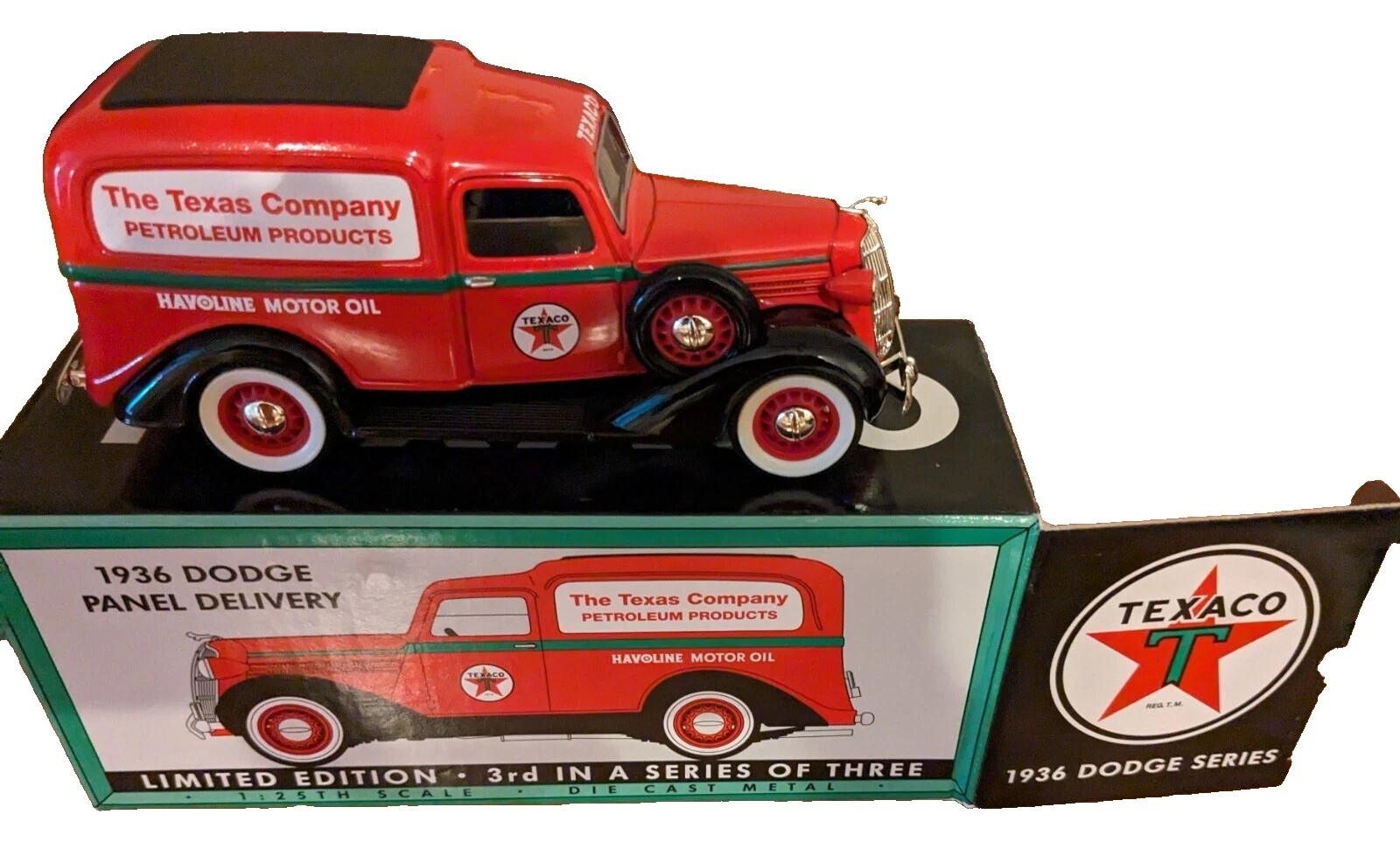 Liberty Classics Diecast & Toy Vans 1:25 Scale