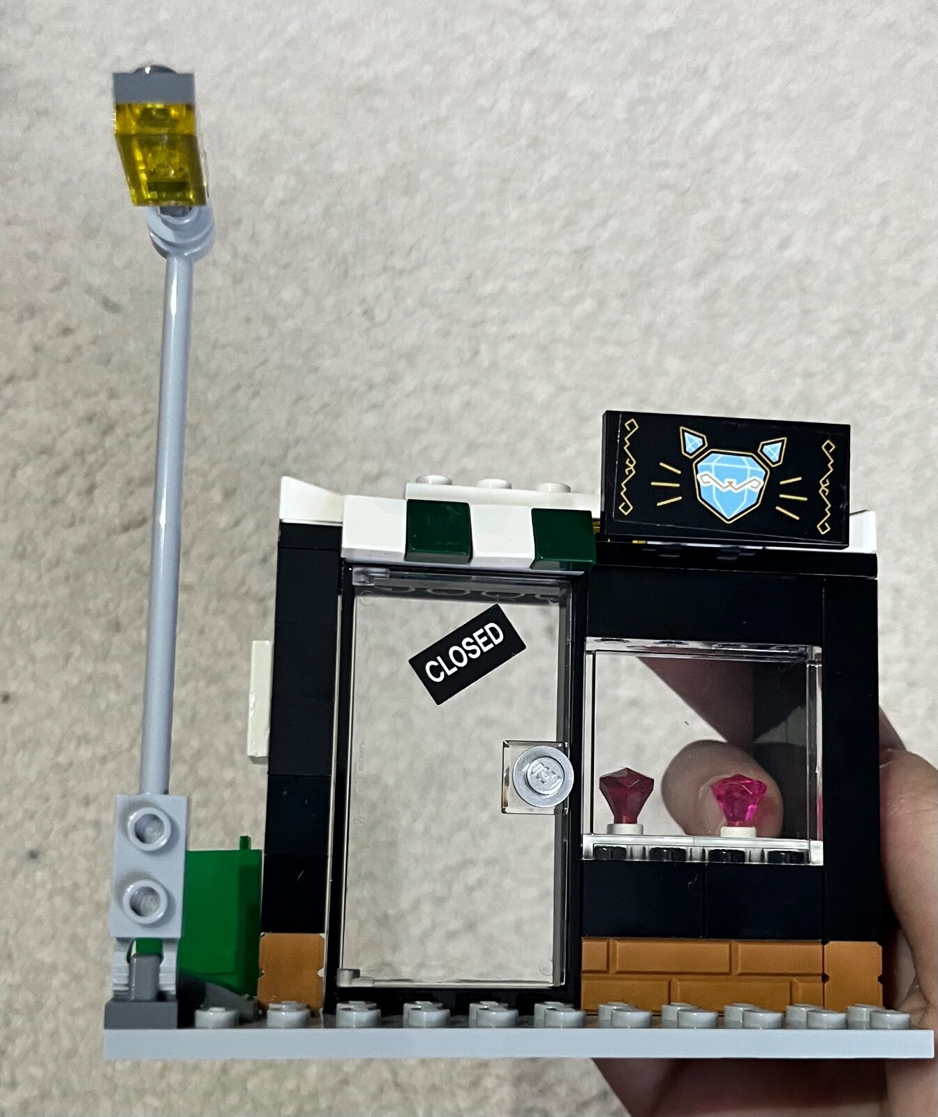 Foto 5 di 10