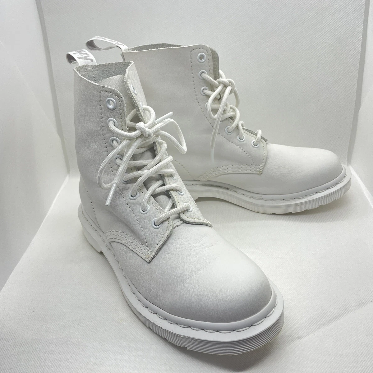 Dr martens hot sale pascal white 38