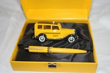 RARE COLLECTIBLE NEW EVERSHARP SKYLINE YELLOW CAB Fountain Pen 14ct nib