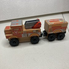 Thomas The Train Wooden Rail Flynn And Tender Fhm54