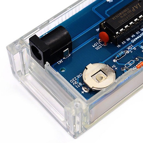 Build Your Own Clock DIY Kit with 4 Digit Display and Temperature Measurement - Afbeelding 12 van 17