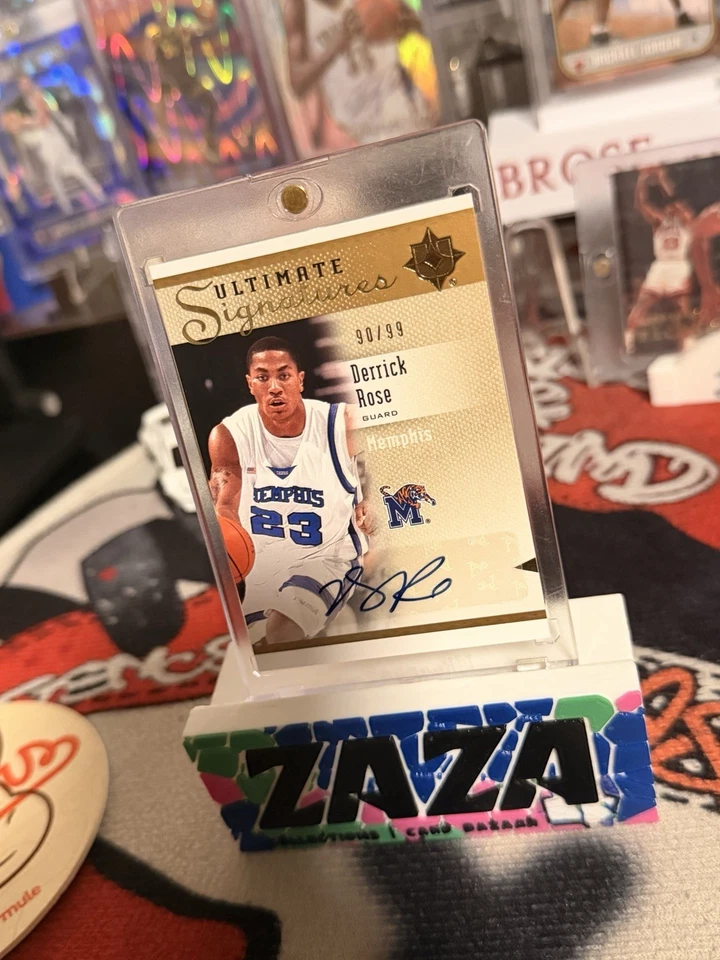 2010 Upper Deck Ultimate Collection Derrick Rose Ultimate Signatures /99 Auto SP - Image 3 of 4