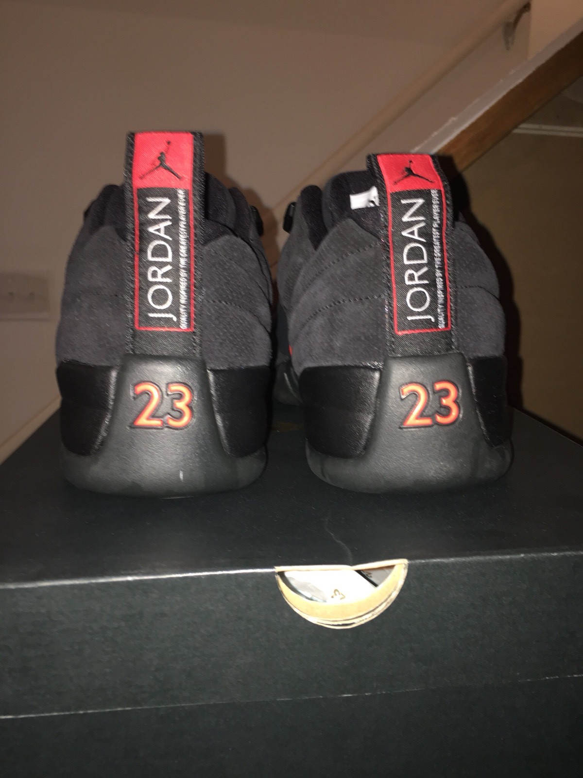 2017 nike air jordan 12 xii retrò basso nero nero nero arancione misura 12,5.308317-003. 86d974 2017 nike air jordan 12 xii retrò basso nero nero nero arancione misura 12,5.308317-003. 86d974