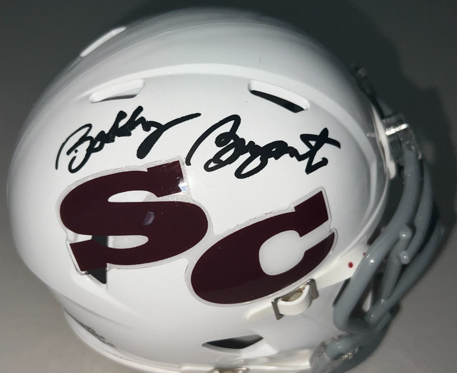 BOBBY BRYANT SOUTH CAROLINA GAMECOCKS SIGNED RIDDELL MINI HELMET 
