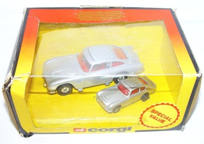 CORGI TOYS 007 JAMES BOND'S アストンマーチンDB5 James Bond's Aston Martin D.B.5 (261) – Corgi Model Club USA