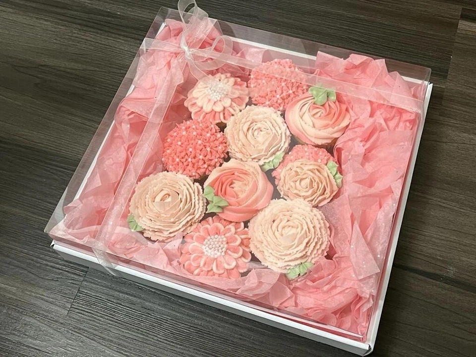 Card board white box Good For Cupcakes, Candy, Cookies Or Gifts 32*28.5*7cm - Image 3 of 4