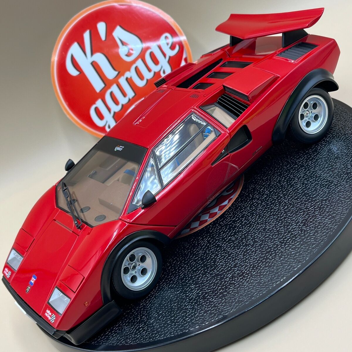 Kyosho 1/18 Lamborghini Countach LP500S WW Walter Wolf 5000s Kyosho 1/18 Lamborghini Countach LP500S WW Walter Wolf 5000s