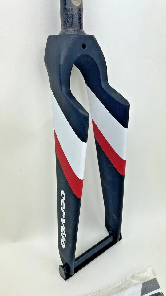 NEW CERVELO P5 UCI-Illegal 650C Carbon Fork Straight 1-1/8" UNCUT 300mm Steerer - Image 3 of 4