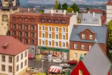 Faller 232179 N scale 1:160 Kit of a Optik Roth Town house