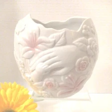 VTG Baptism FTD Mother's & Babys Hands Vase Planter Pink/White Floral 5"T Taiwan