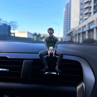 The Joker Figure Car Accessory - Car Mounted Joker The Dark Figure 18cm*