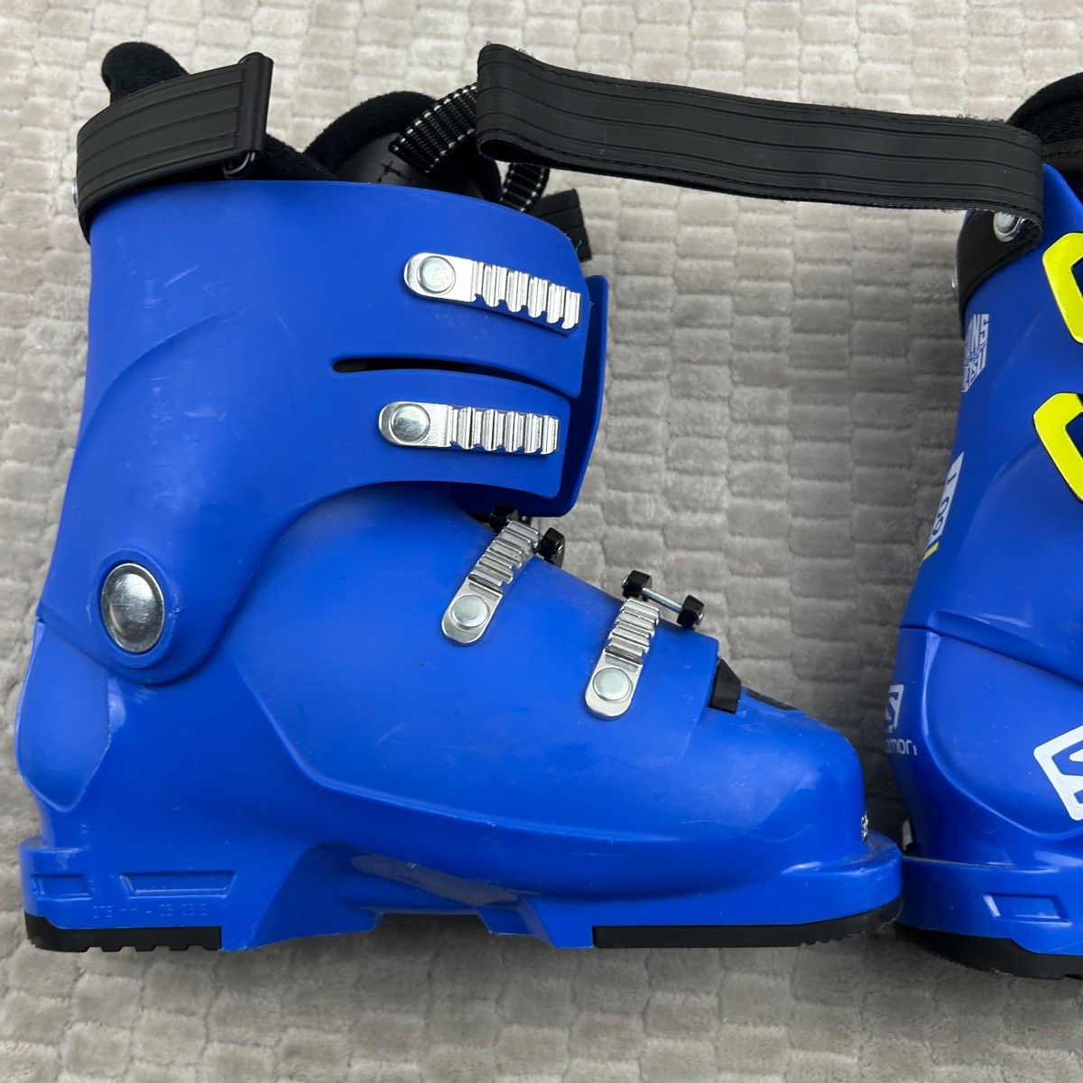 salomonスキーブーツ60t sons of a blast SALOMON SONS OF A BLAST SKI BOOTS Kids SIZE 23-23.5 S Race