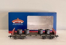 Bachmann 38-351A BAA Steel Carrier Wagon BR Railfreight Red & Black Weathered
