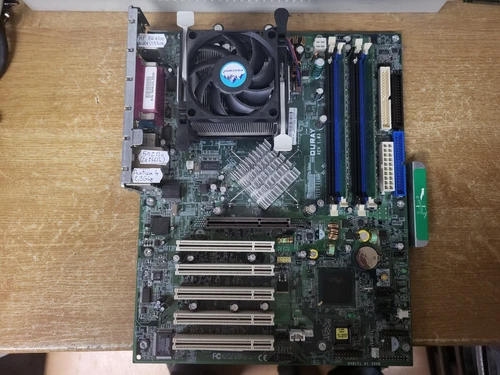 *** Carte mère HP Workstation XW4100 + Pentium 4 2,8Ghz DDR 512 Mo ECC