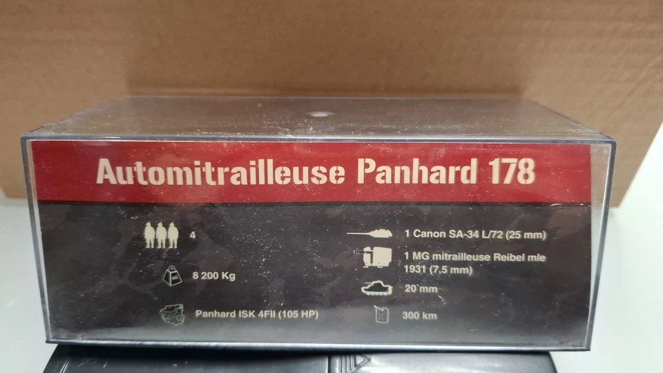 Automitrailleuse Panhard 178 8e Regiment de Cuirassiers -France-1940 METAL 1:72  - Immagine 2 di 2