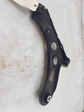 Triangle de suspension Peugeot 208