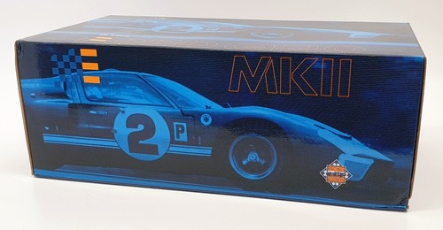 Exoto 1/18 Scale Diecast 8048 - Ford GT 40 MKII #7 - Silver/Black - Picture 6 of 6