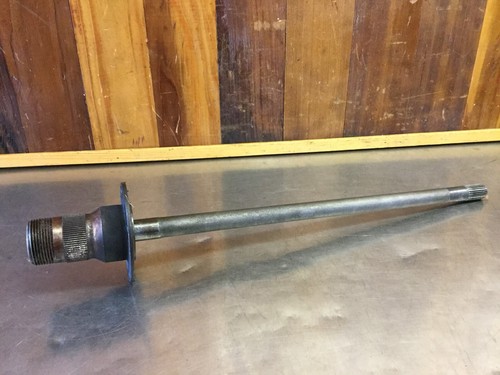 MG MGA MGB • Banjo Axle Shaft, Left. Coarse Thread. 25 Spline. Used.   MG4394 - Picture 1 of 6