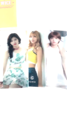 TWICE 2017 Season's GREETINGS Mini Calendar Photocard | eBay