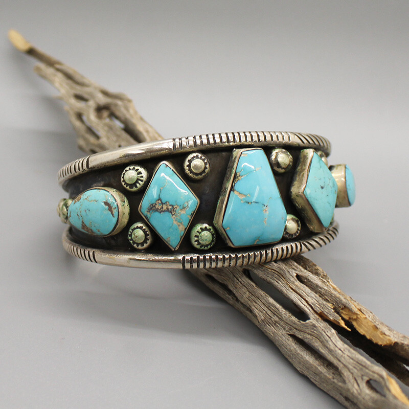 VINTAGE NAVAJO-STERLING SILVER & TURQUOISE BRACELET-EC