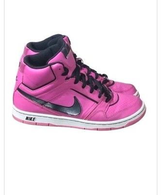 Nike Women s Air Prestige Pink Breast Cancer Awareness - Size 8